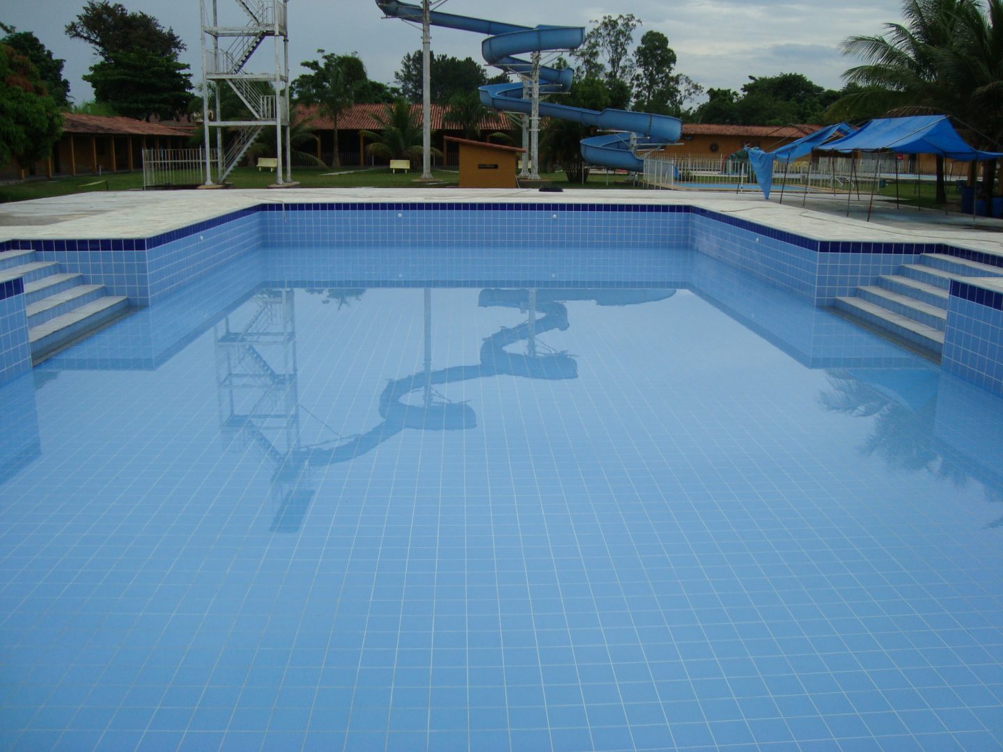 Piscina semiolímpica